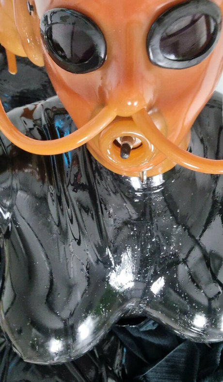 rubberdollemma actrice artistique des photos