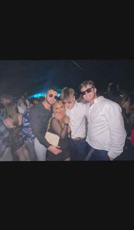 Gracie M étoile xxx photo