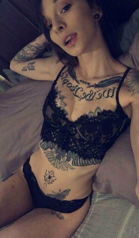 tiny barbie actrice artistique img