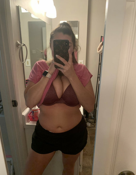 Emilayyy Babayy star pornographique collection