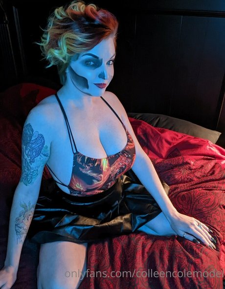 commandingcoquette modèle sexy galerie