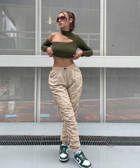 pieds sales onlyfans haut érotique img