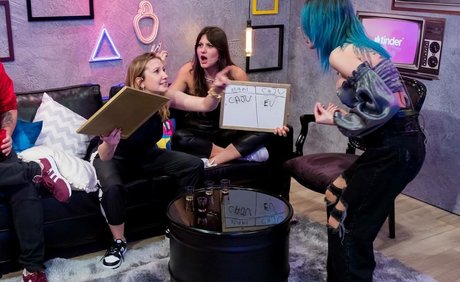 blonde étudiante onlyfans sexe exclusif des photos