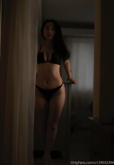 Iamchunjane star du porno de haute qualité galerie