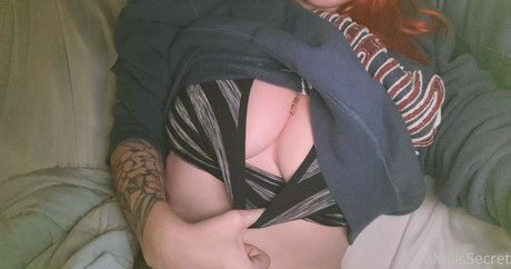 Sara Mills star du porno galerie