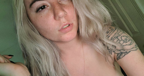 Sara Mills sexe star collection