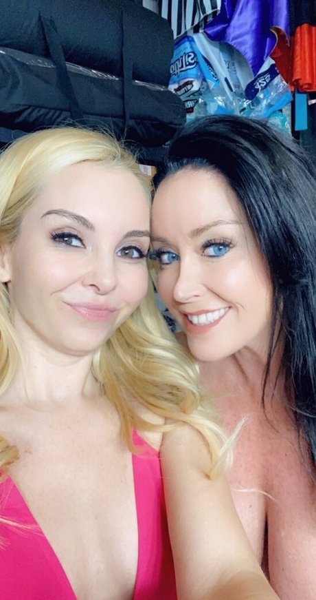 christinacarter modèle pornographique img