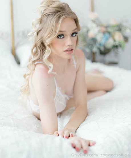 lizzysweetsofficial belle actrice photo