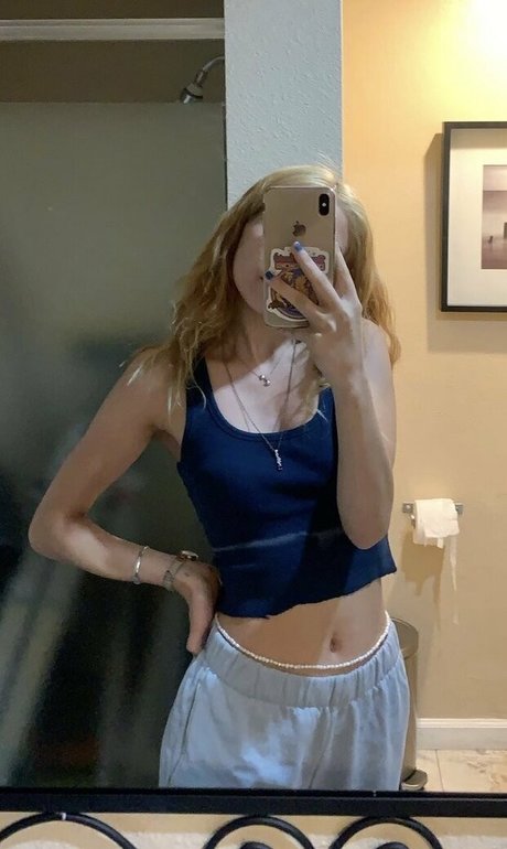 bbykangarou star du porno exclusive photos