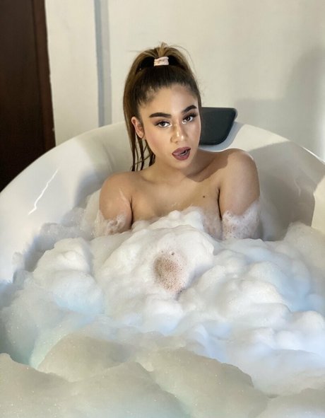 gisellemontes18 haut modèle archive