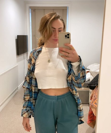 Lanaivy modèle de sexe photo