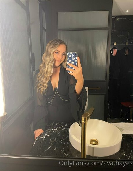ava hayes modèle sympa photos
