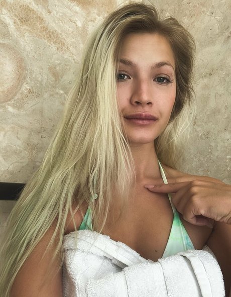 marinesings actrice photos