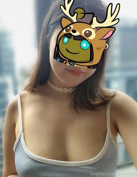 Yumi Kiwi actrice de sexe collection