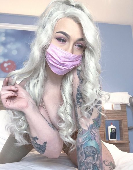 naughtynaturalnova actrice pornographique photos