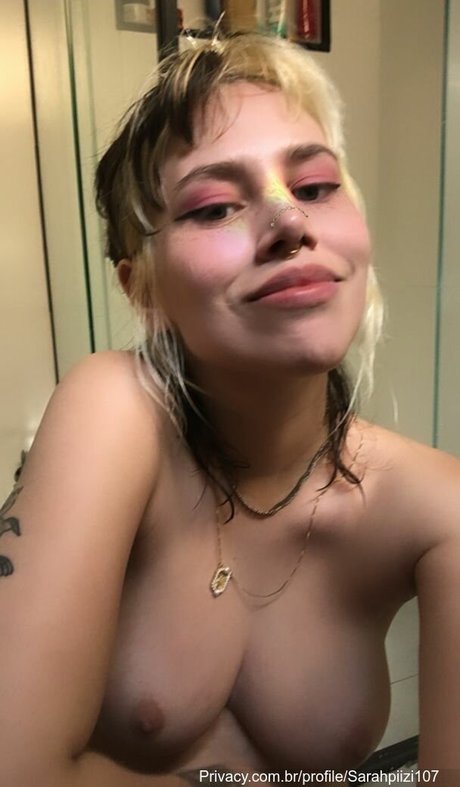 Isabella pizi modèle érotique images