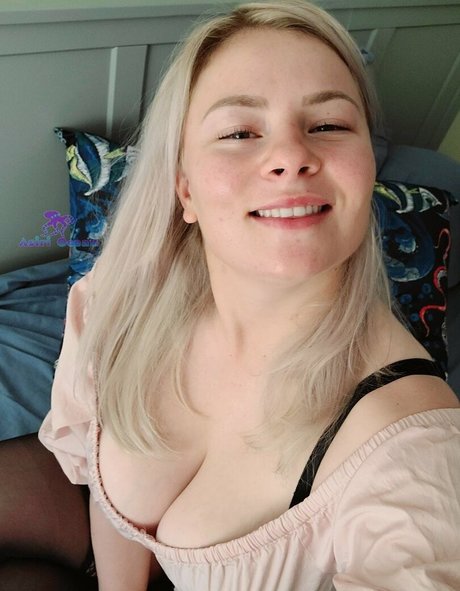 Asiri Ocean modèle magnifique photos