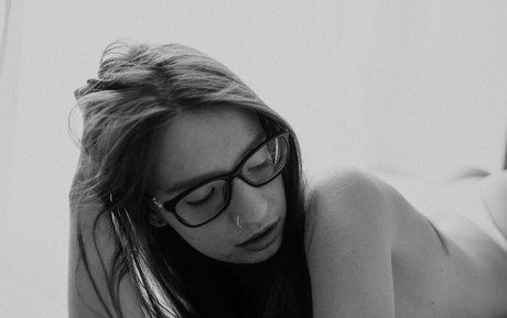 Carolina Rodrigues actrice érotique img