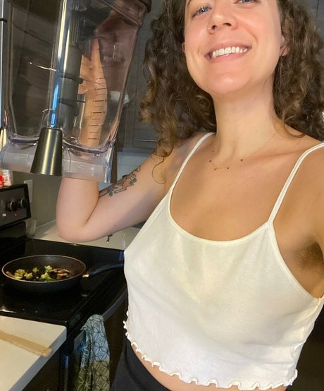 chatte chauve onlyfans art sexy des photos