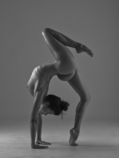 Yoana Nikolova étoile parfaite photo