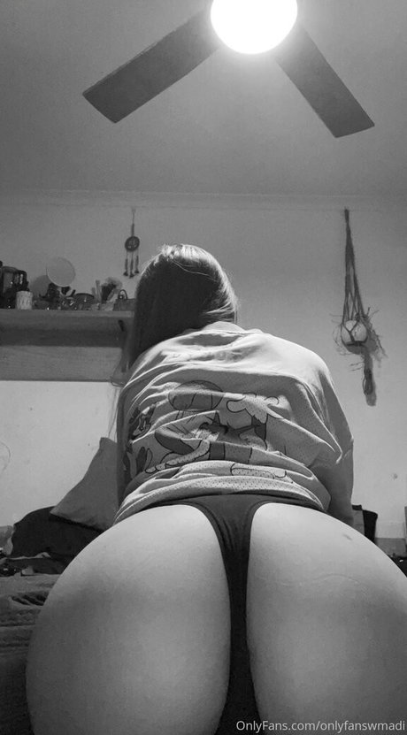 Onlyfanswmadi haut modèle images