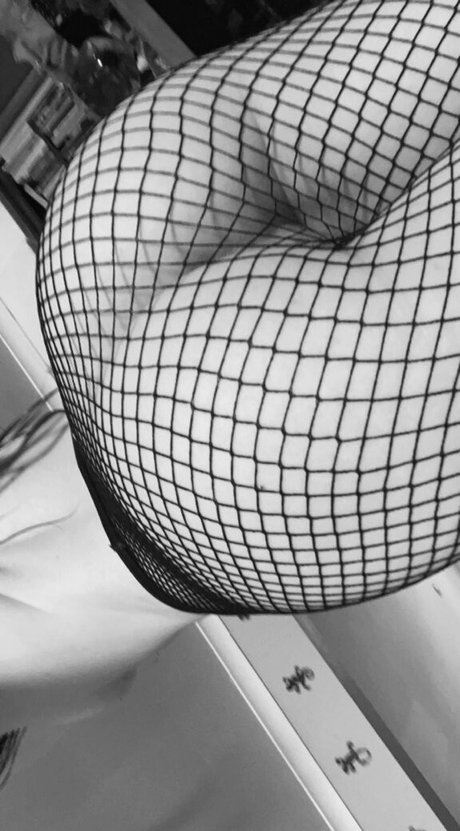 Onlyfanswmadi star du porno hd images