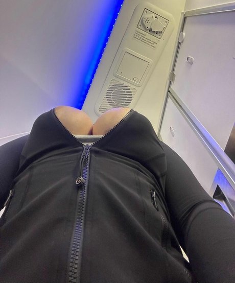 Mikaela Testa star du sexe galeries