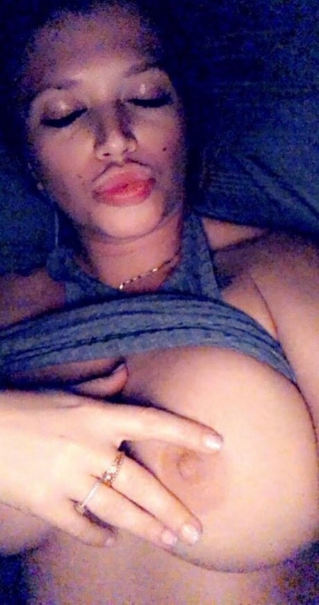 Fyona Ryder star du porno en haute qualité images