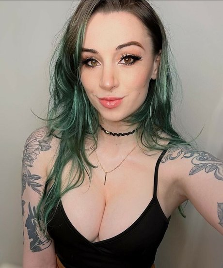 fellation sur la plage onlyfans hd jolie image