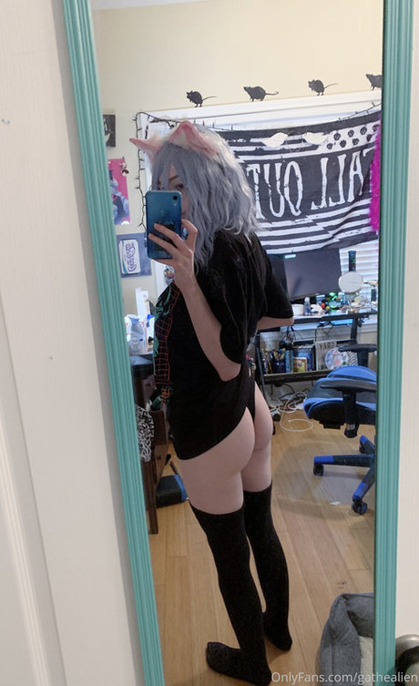 gathealien actrice parfaite des photos