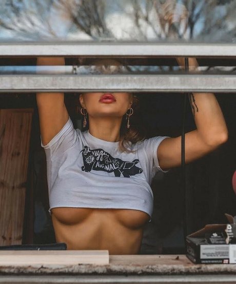 Sarah Sinclair étoile érotique images