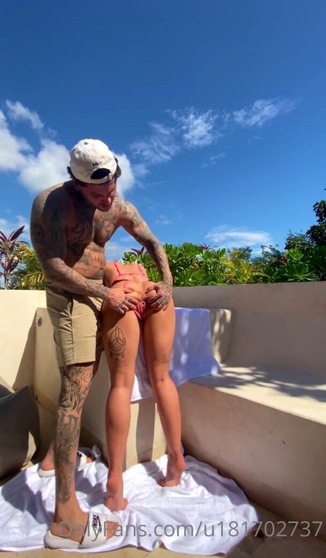 Cassandra Plouffe modèle meilleur images