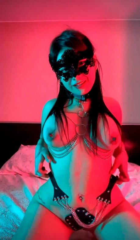 chaton potelé uniquementfans pornographique érotique galerie