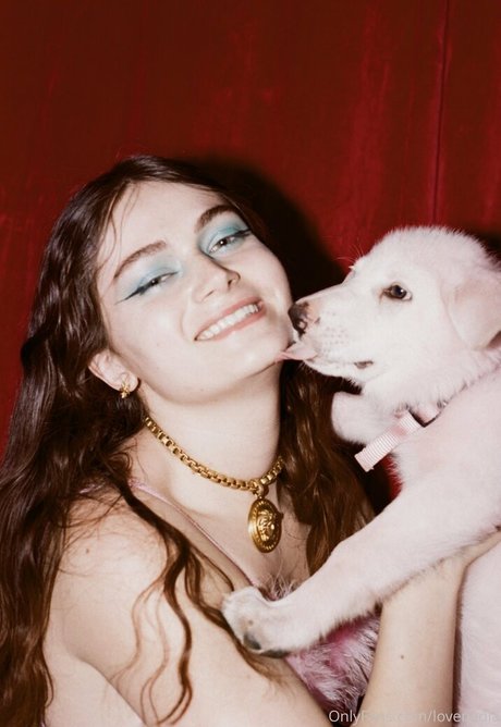 erosauclair jolie actrice images