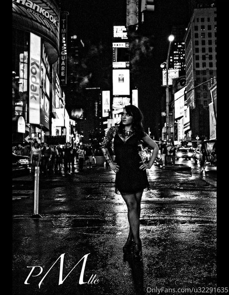 fétichisme des pieds asiatiques onlyfans art xxx photos