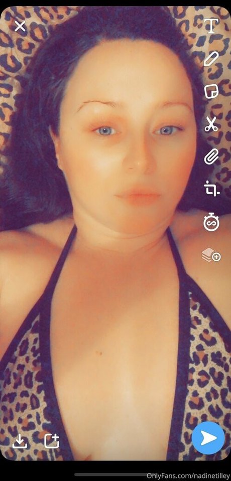 nadinetilley modèle nu img