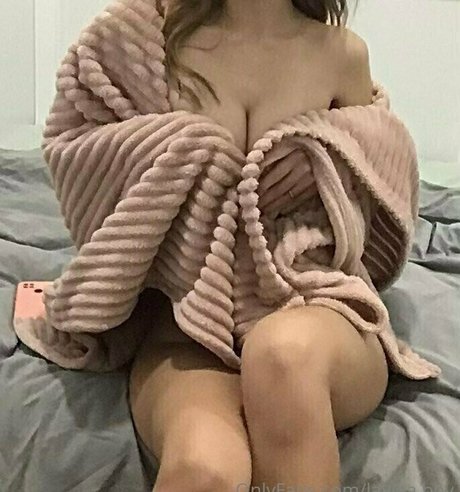 laylaa bby haut de star du porno collection