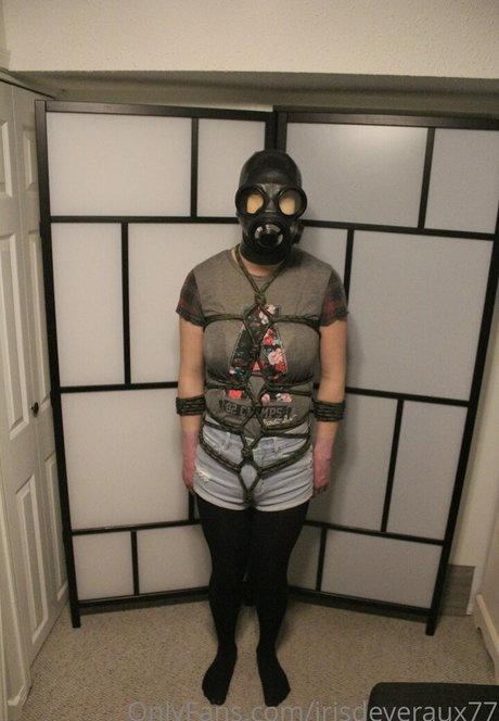 irisdeveraux77 actrice exclusive photo