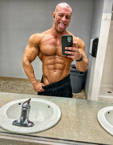 sean costin star exclusive galeries