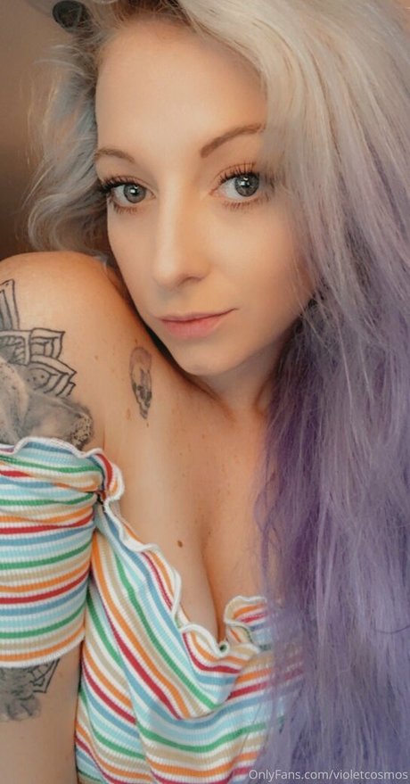 violetcosmos actrice nue images