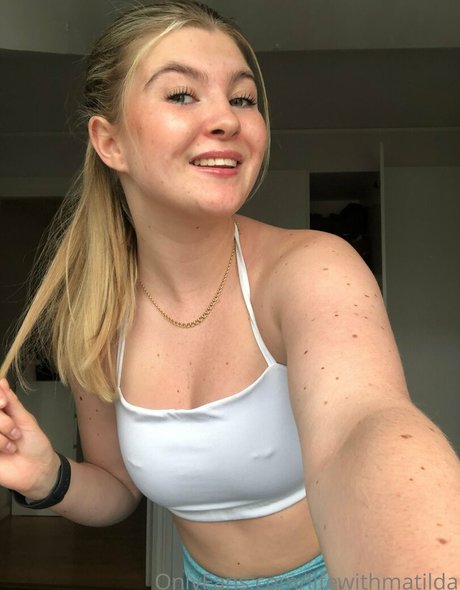 LifeWithMatilda modèle érotique img