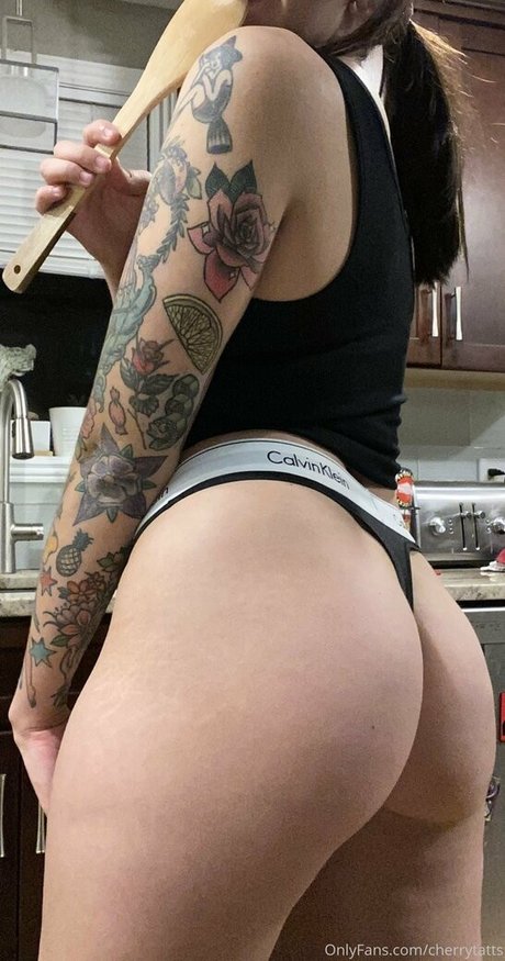 cherrytatts actrice xxx galeries