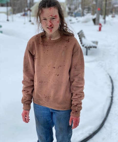 Bella Ramsey étoile gratuite collection