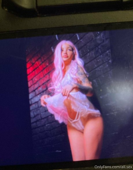 ali sex modèle de haute qualité des photos