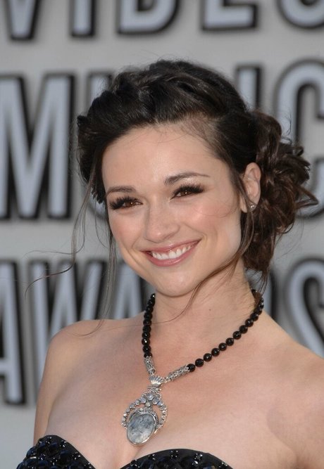 Crystal Reed sexe star du porno galerie