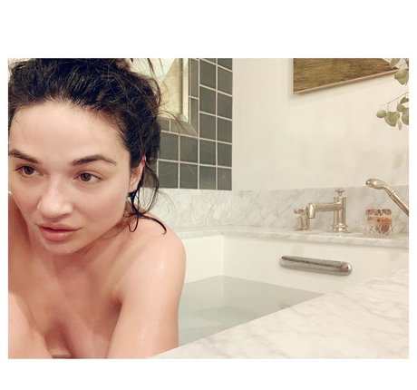 Crystal Reed étoile de haute qualité images