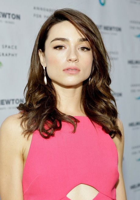 Crystal Reed actrice sexy collection