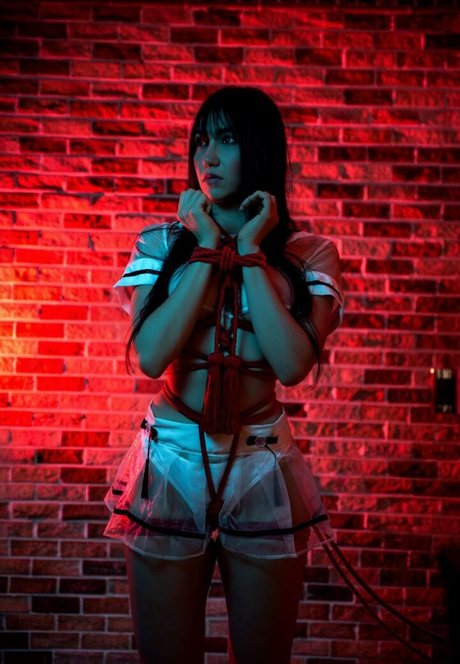 Hakicosmodel actrice artistique archive