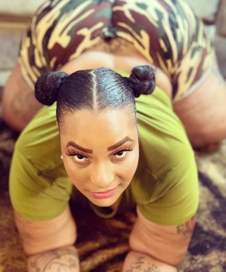 Assoholic22 actrice libre photos