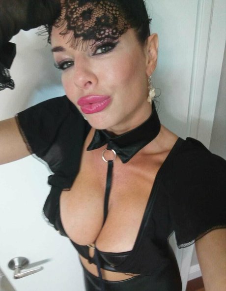 veronicaavluv meilleur modèle des photos